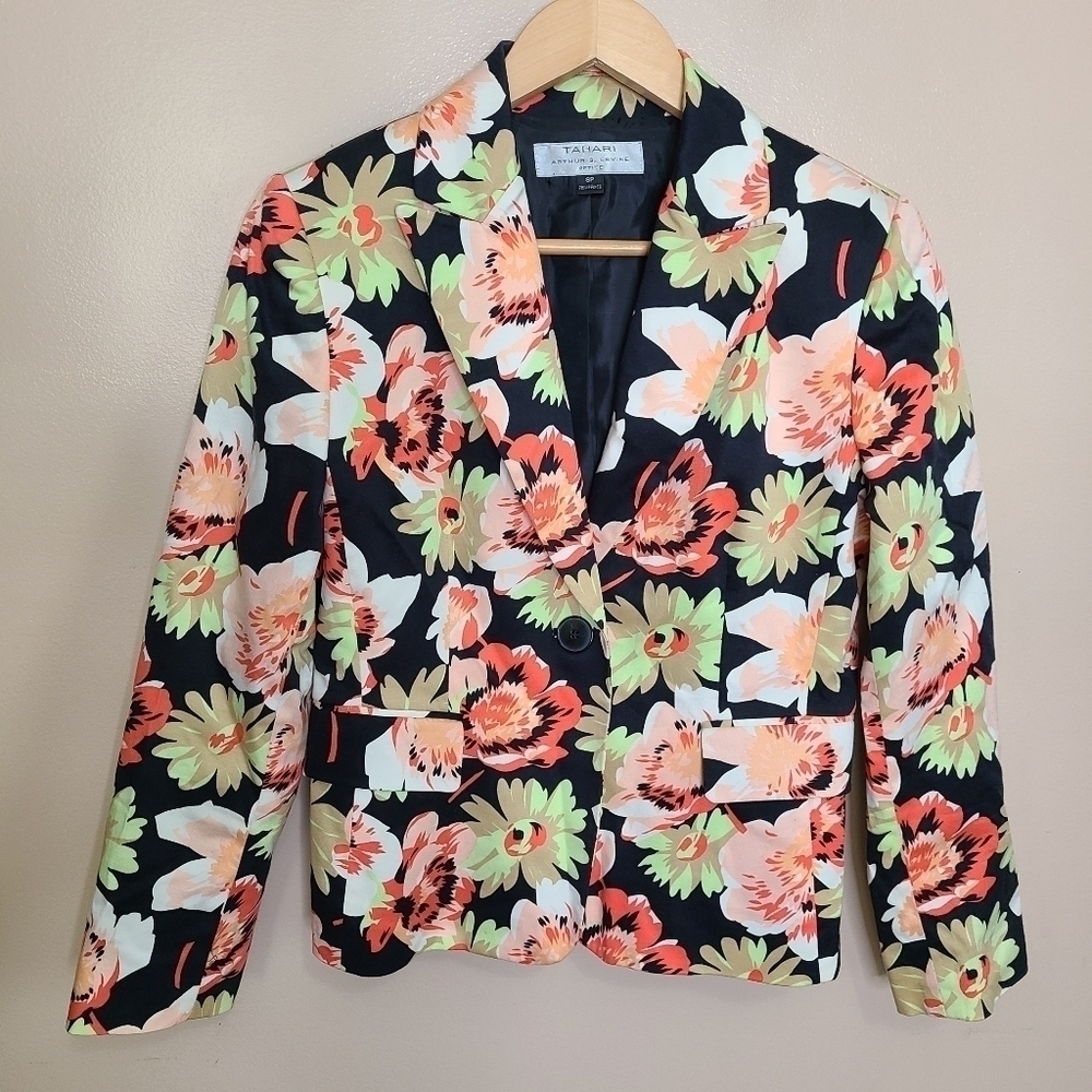 Tahari Arthur Levine Floral Blazer